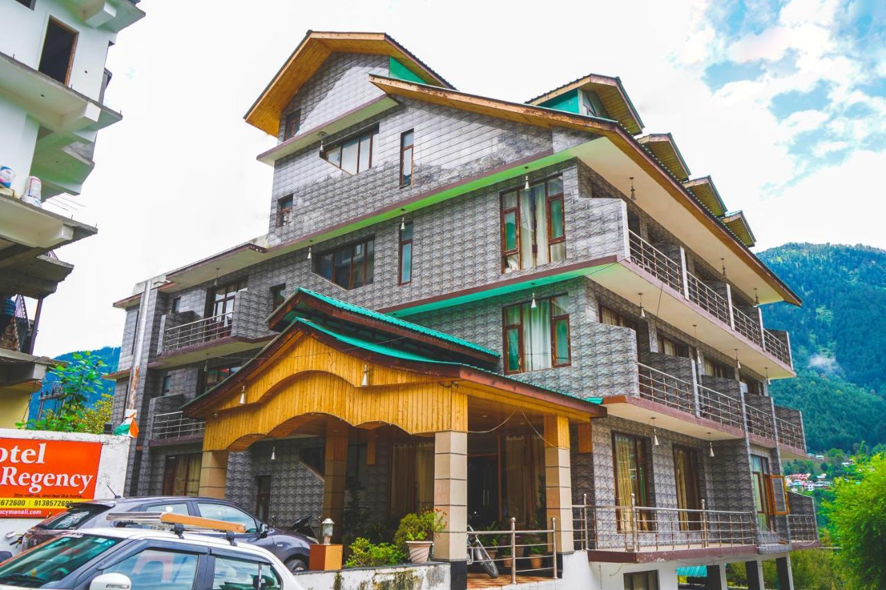 Hotel Akash Regency 马拉里 外观 照片
