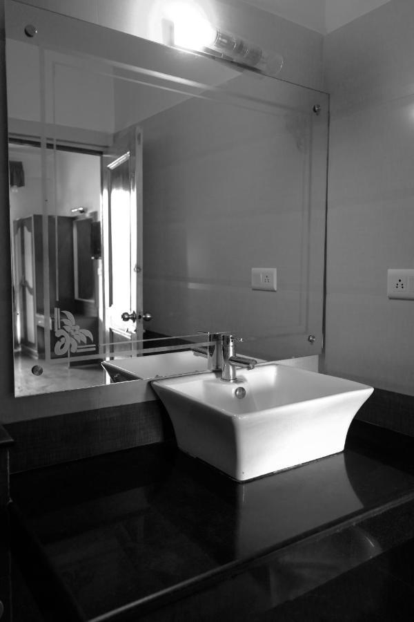 Hotel Akash Regency 马拉里 外观 照片
