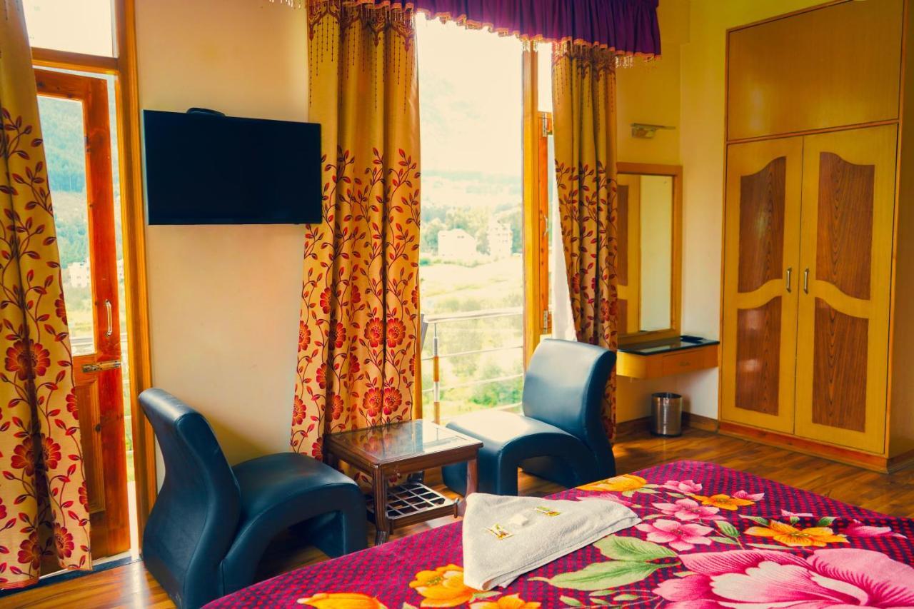 Hotel Akash Regency 马拉里 外观 照片