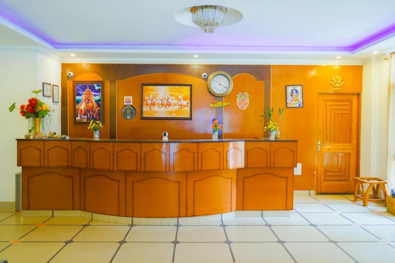 Hotel Akash Regency 马拉里 外观 照片